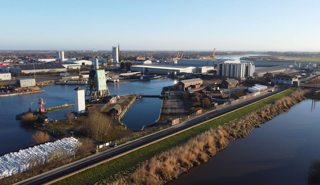 Commercial electrician Goole