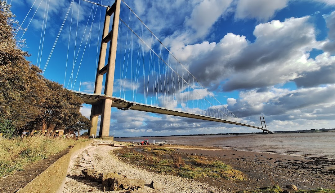 Commercial electrician Hessle